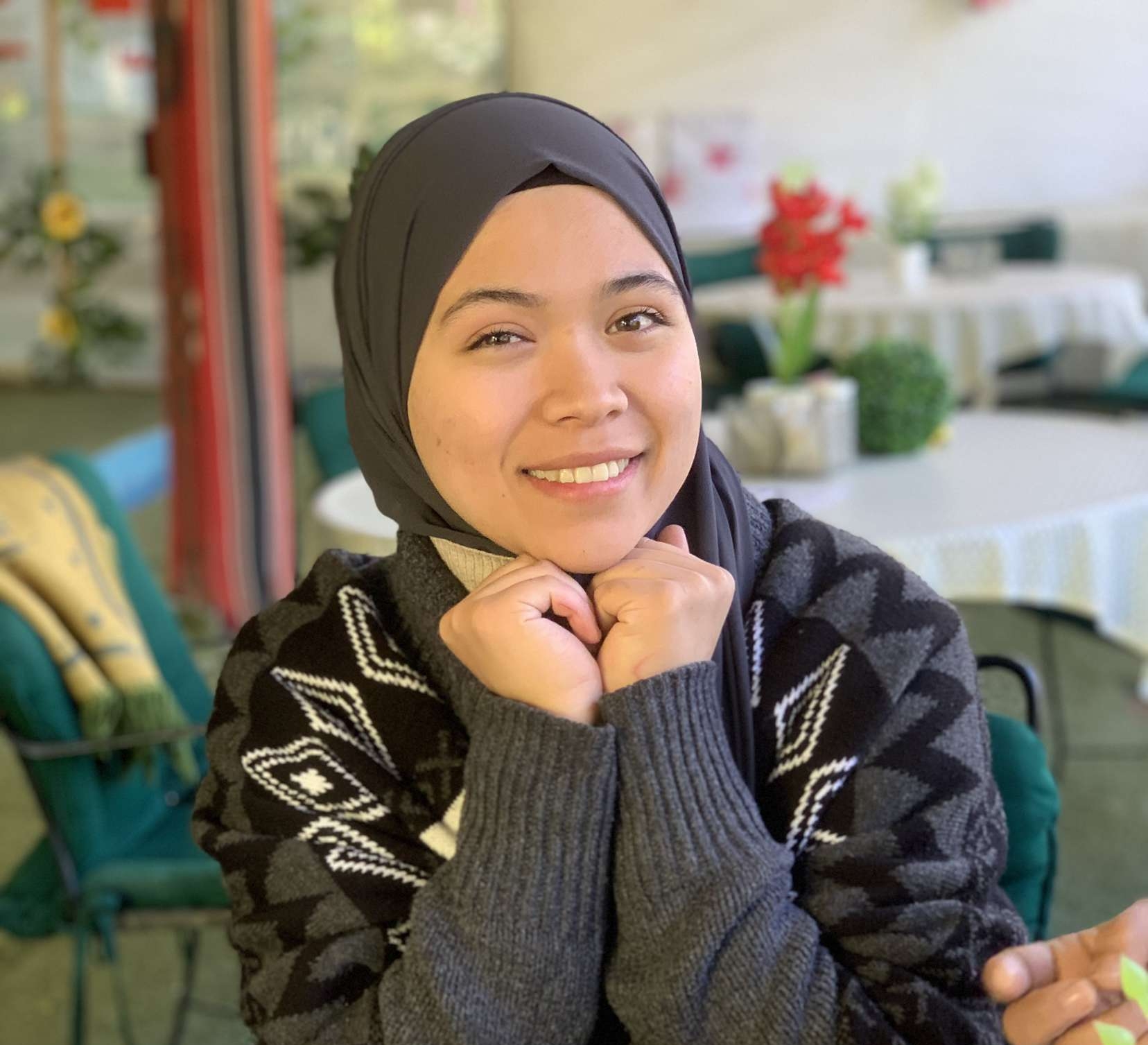 رنين أيمن الشيش